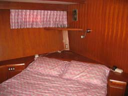 Mid Cabin looking aft